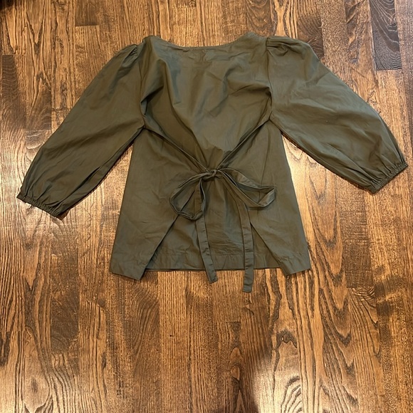 ANN TAYLOR 100% cotton Olive Green Top - Picture 2 of 5